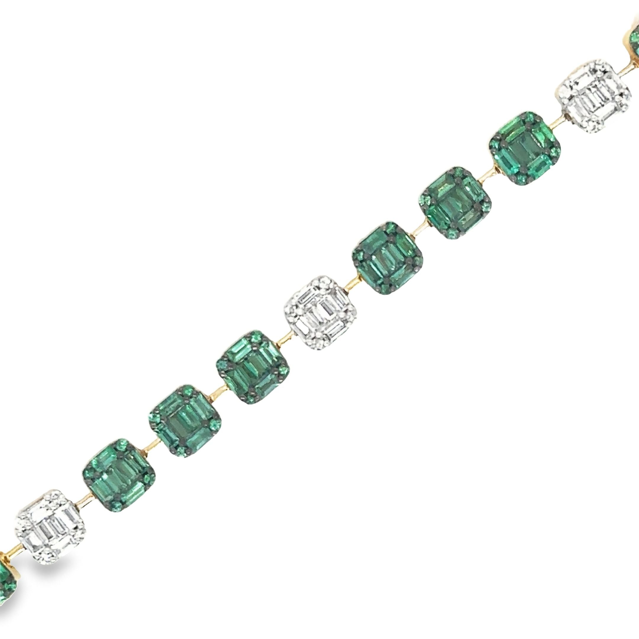 14K Yellow Gold Emerald & Diamonds Tennis Bracelet  3.64 TCW