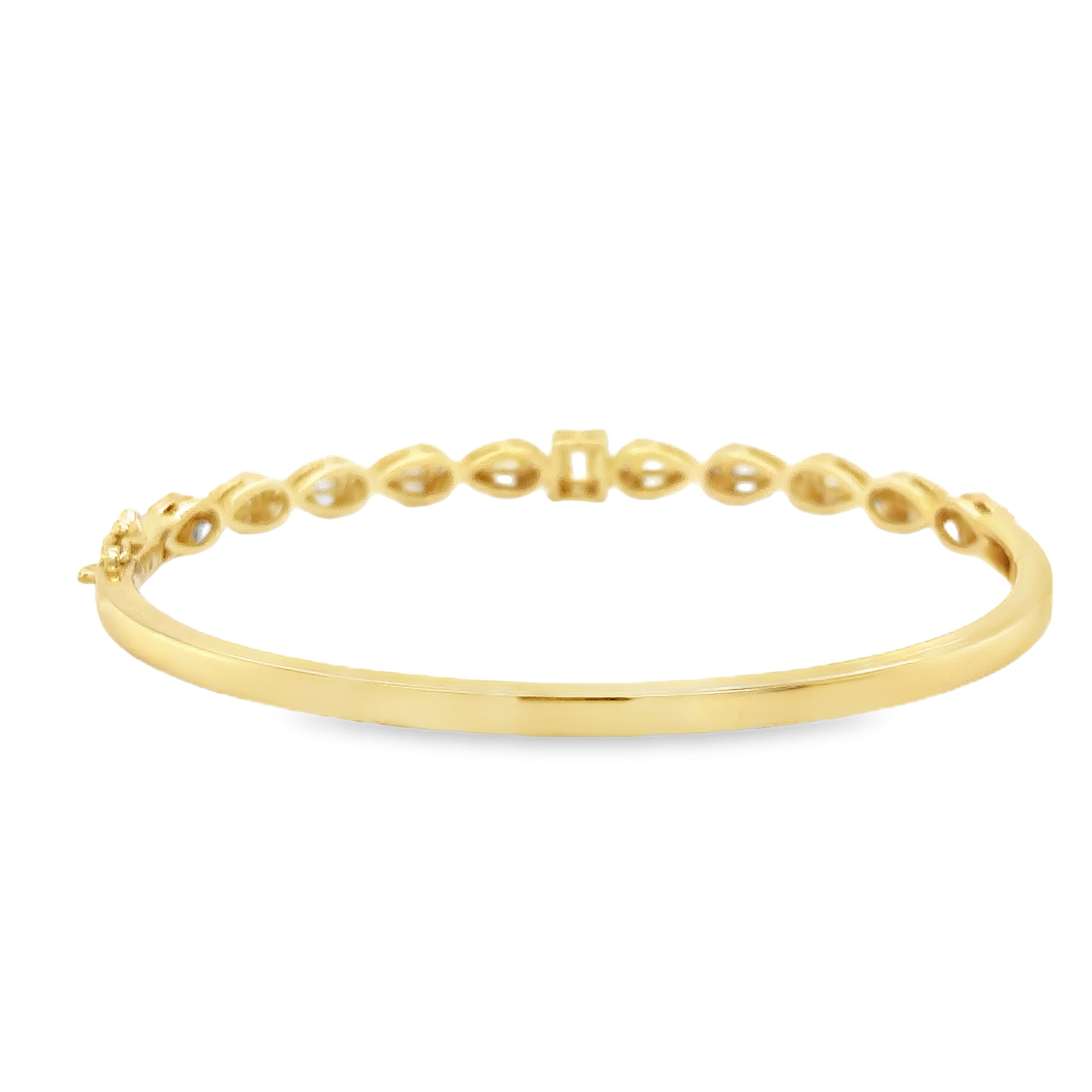 14K Yellow Gold Diamond Bangle 1.09 TCW