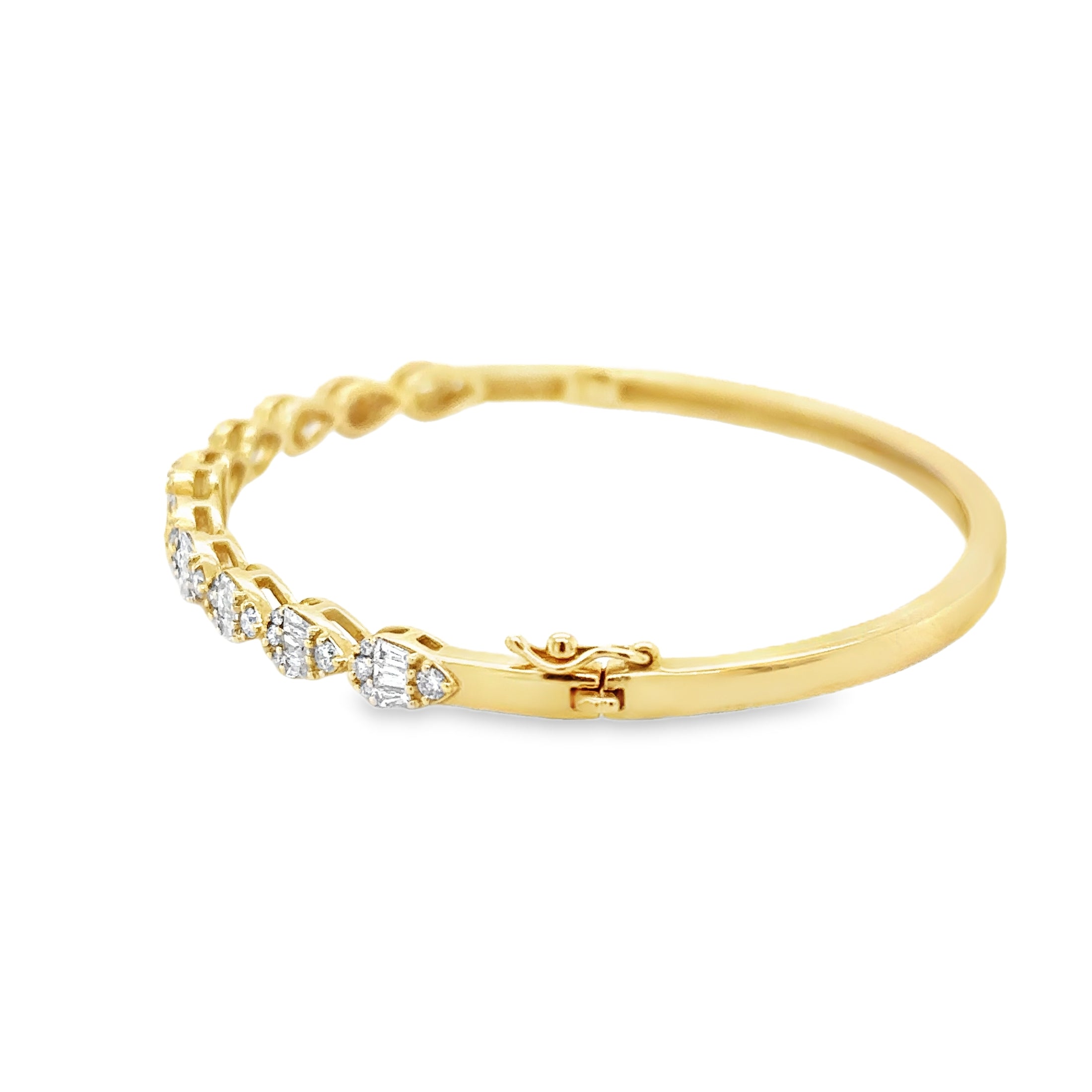 14K Yellow Gold Diamond Bangle 1.09 TCW