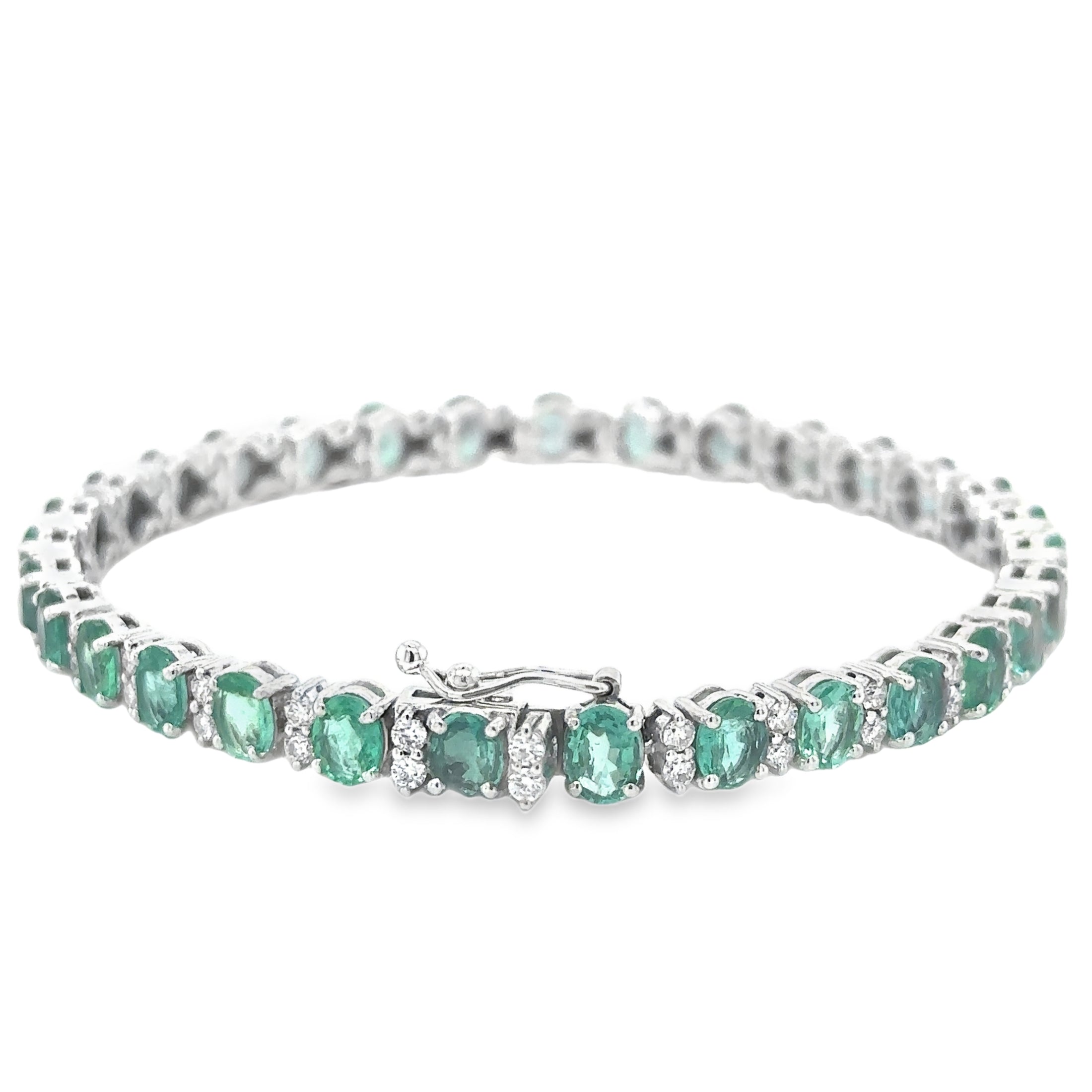 18K White Gold Emerald & Diamonds Bracelet  10.78 TCW