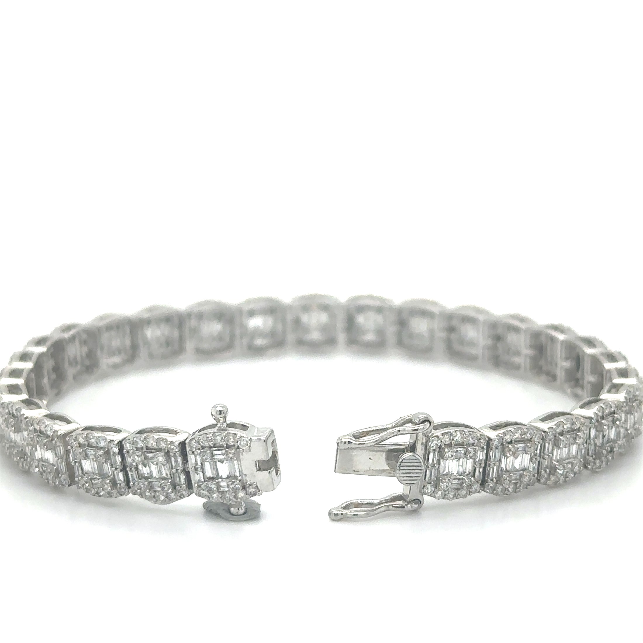 14K White Gold Diamond Bracelet  5.95 TCW