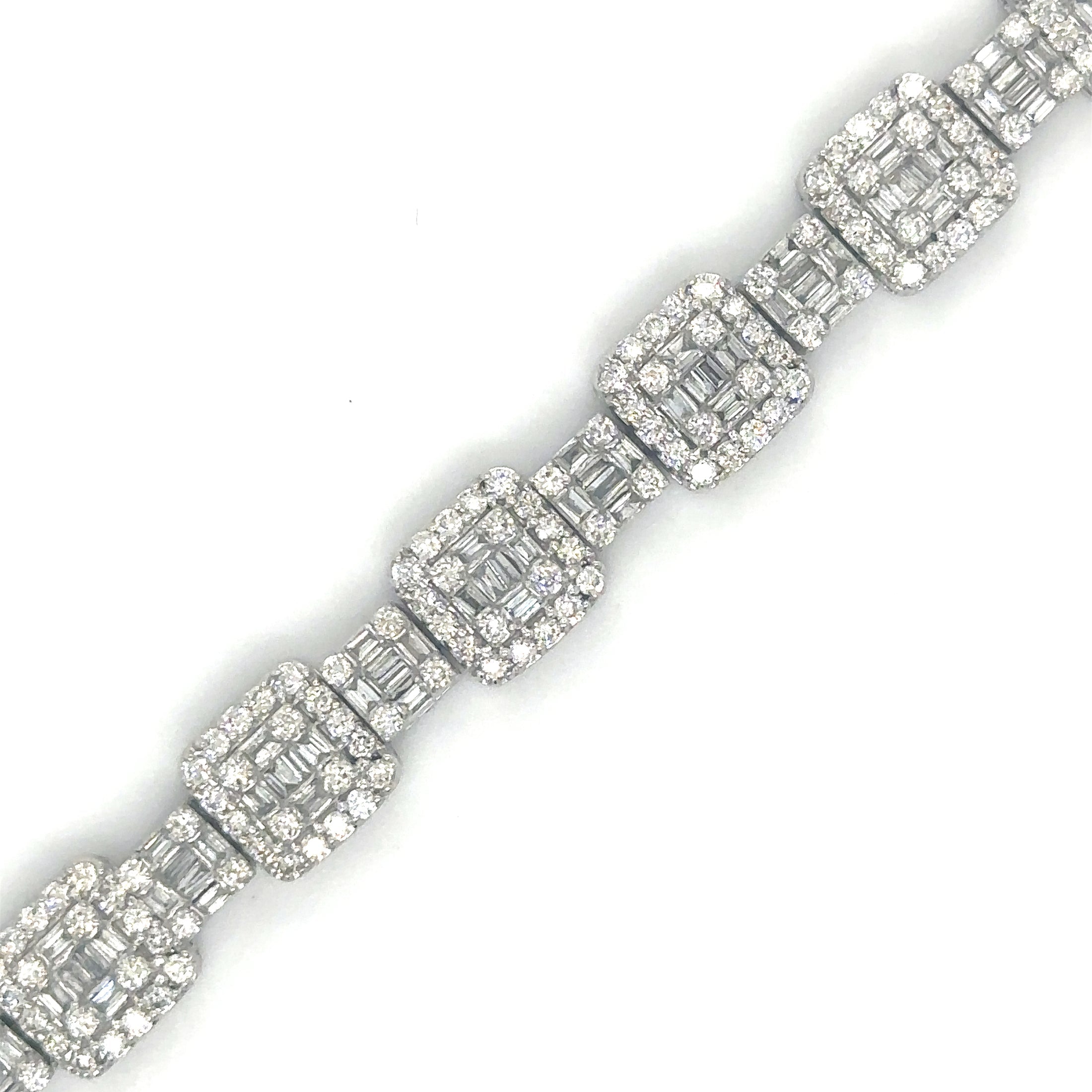 14K White Gold Diamond Bracelet  4.40 TCW