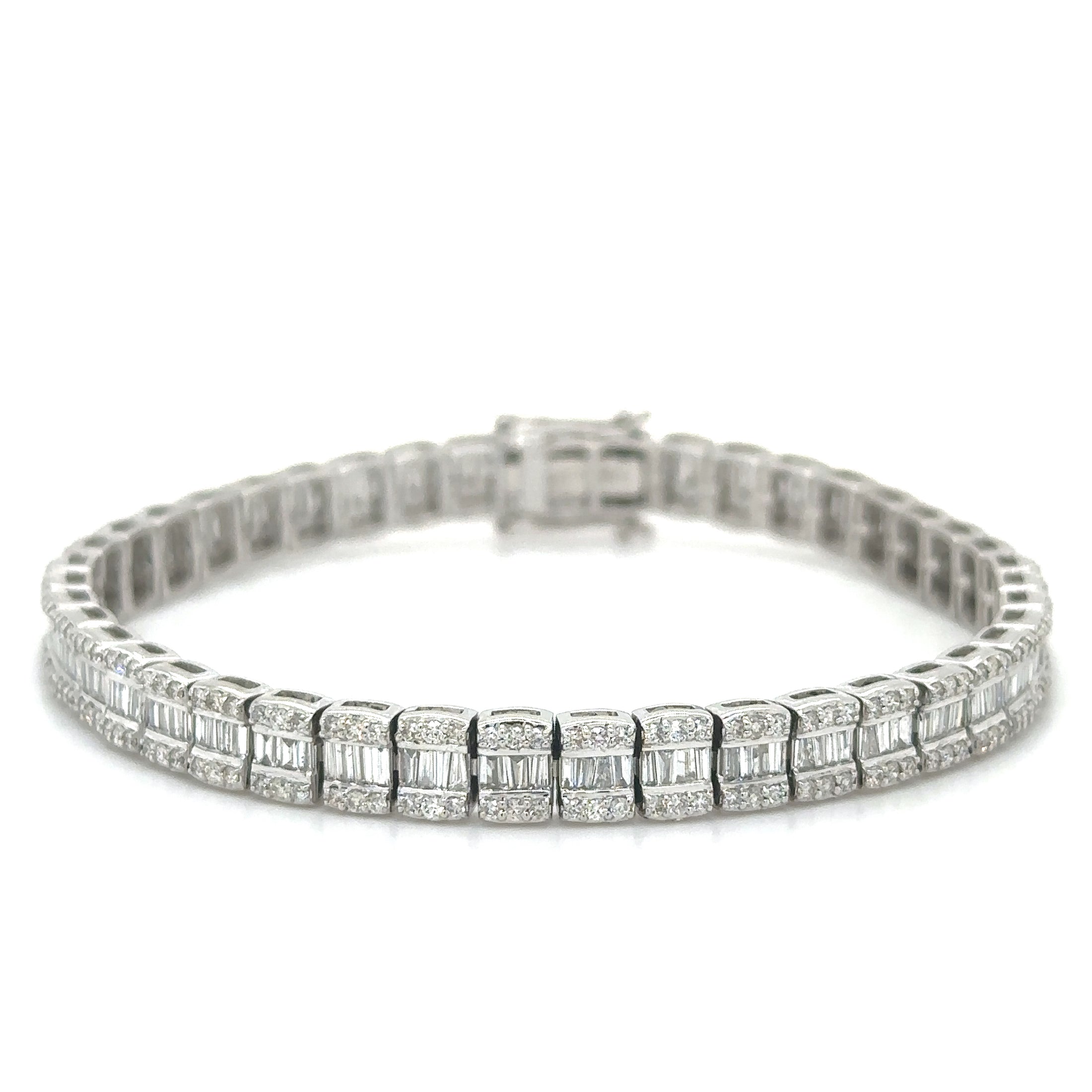 14K White Gold Diamond Bracelet  3.58 TCW