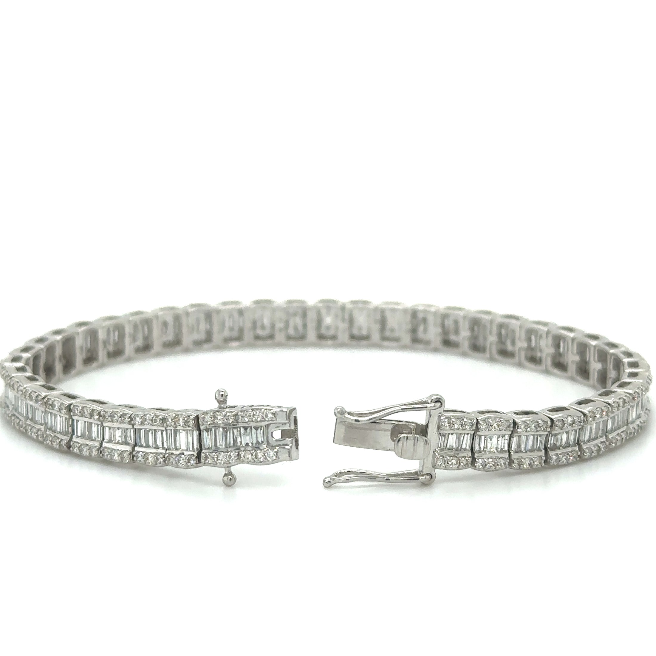 14K White Gold Diamond Bracelet  3.58 TCW