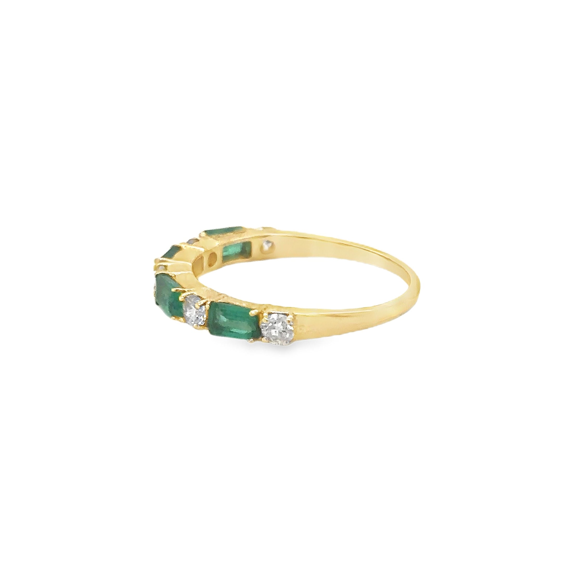 14K Yellow Gold Emerald & Diamonds Ring 1.07 TCW