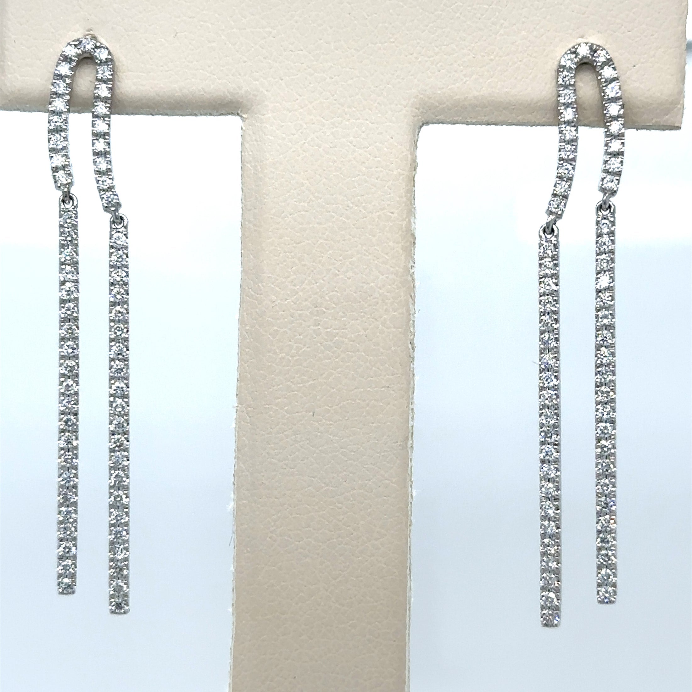 14K White Gold Diamond Earring 0.86 TCW