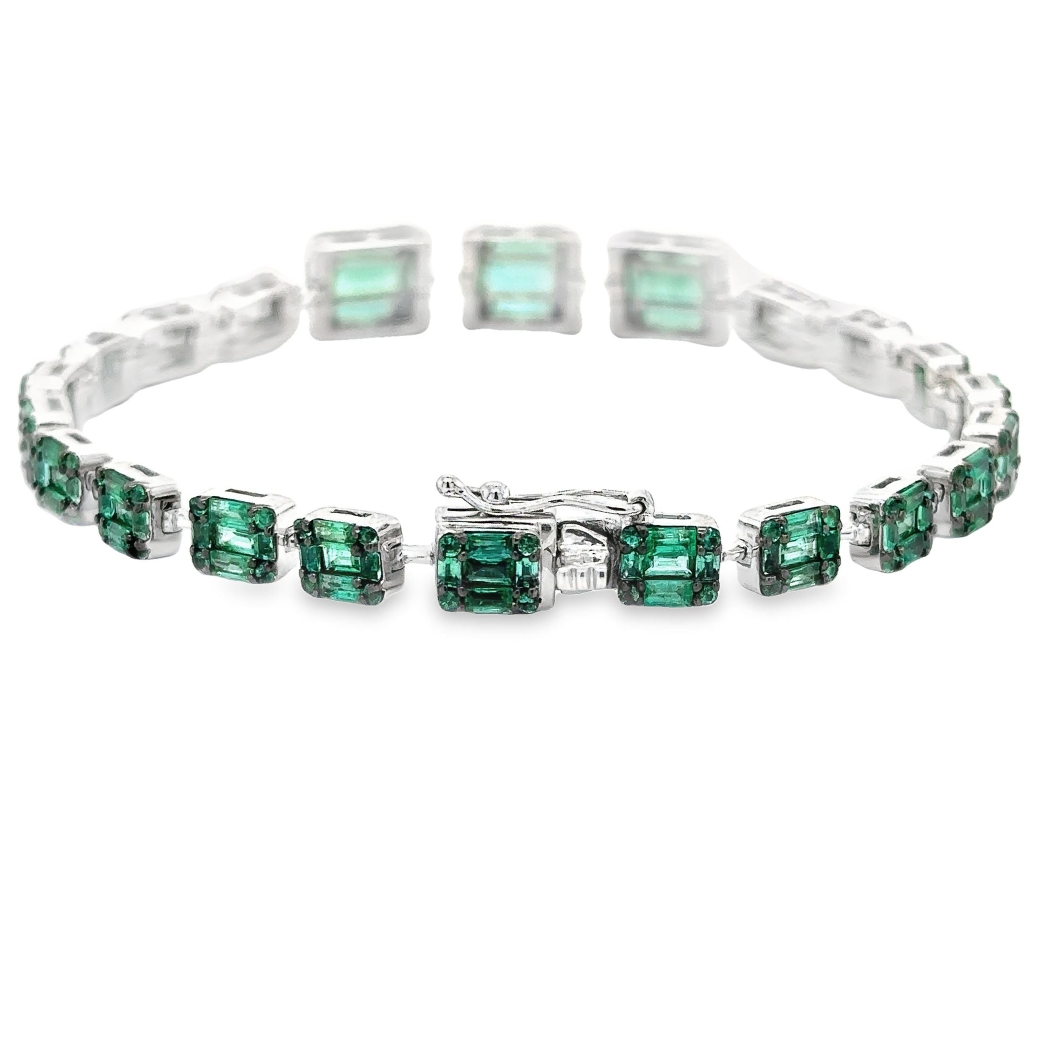 18K White Gold Emerald & Diamonds Tennis Bracelet 6.69 TCW