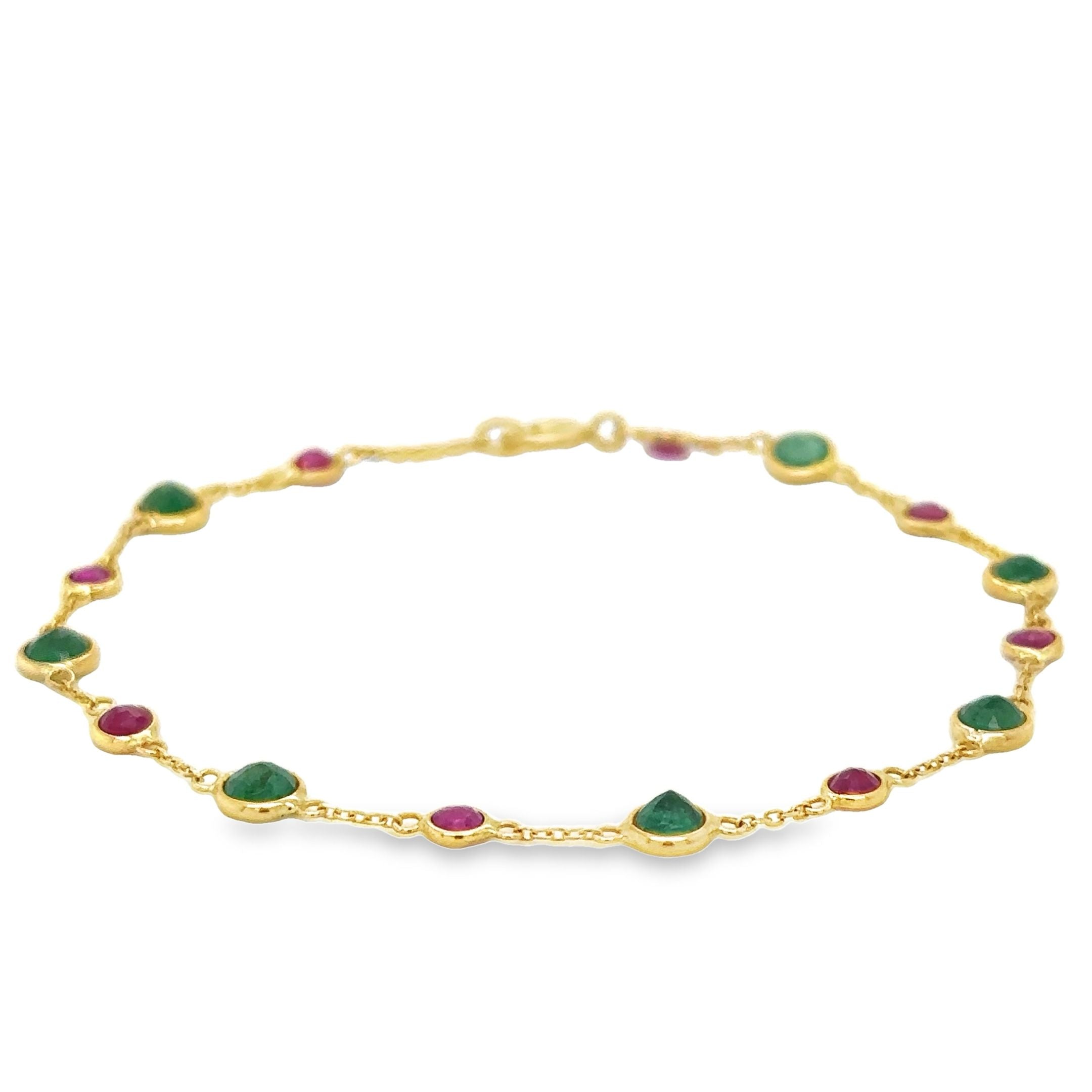 Pulsera Estación De Rubí Y Esmeralda En Oro Amarillo De 18 K De 7", 2.94CT