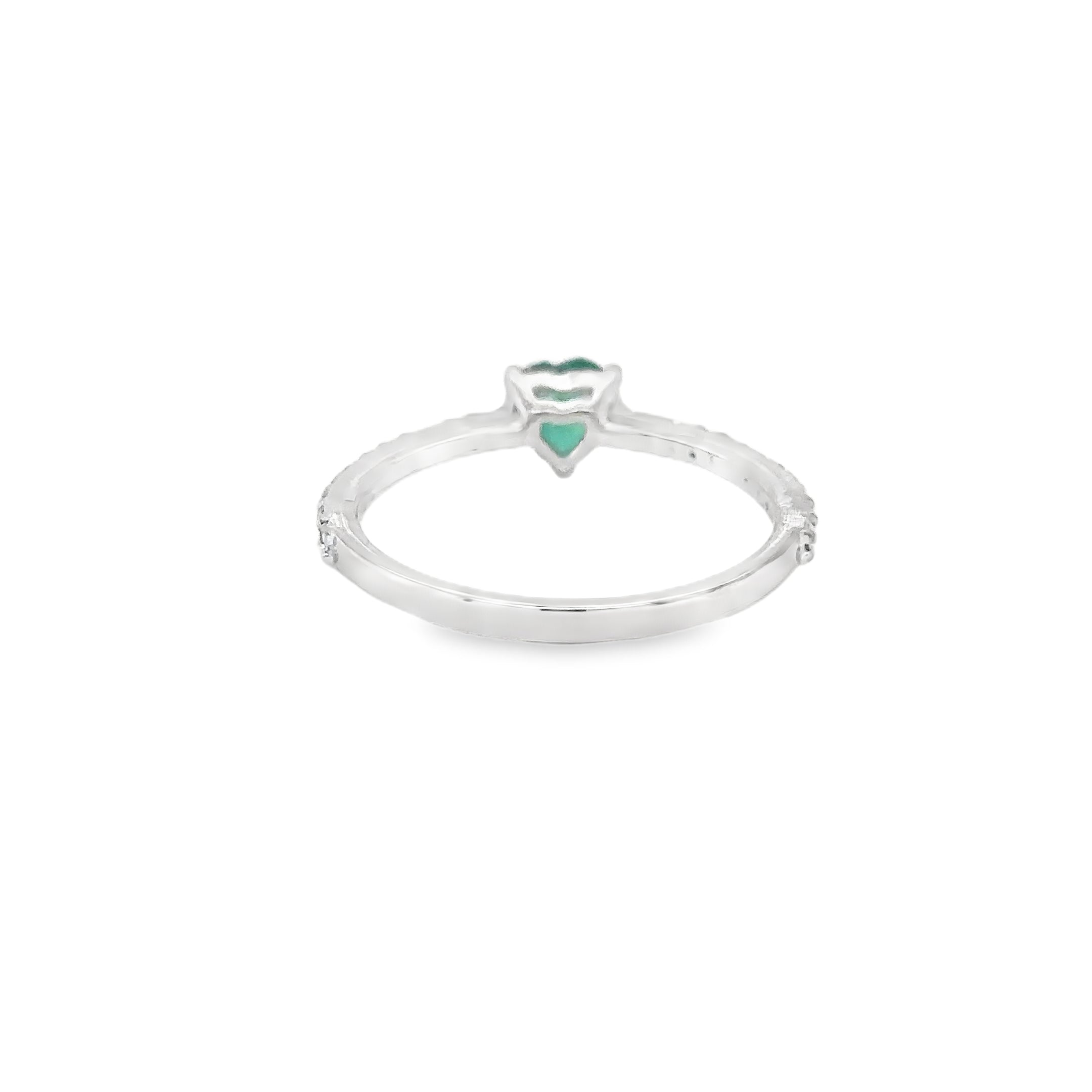 18K White Gold Heart Shaped Emerald Diamond Ring 1.07 TCW