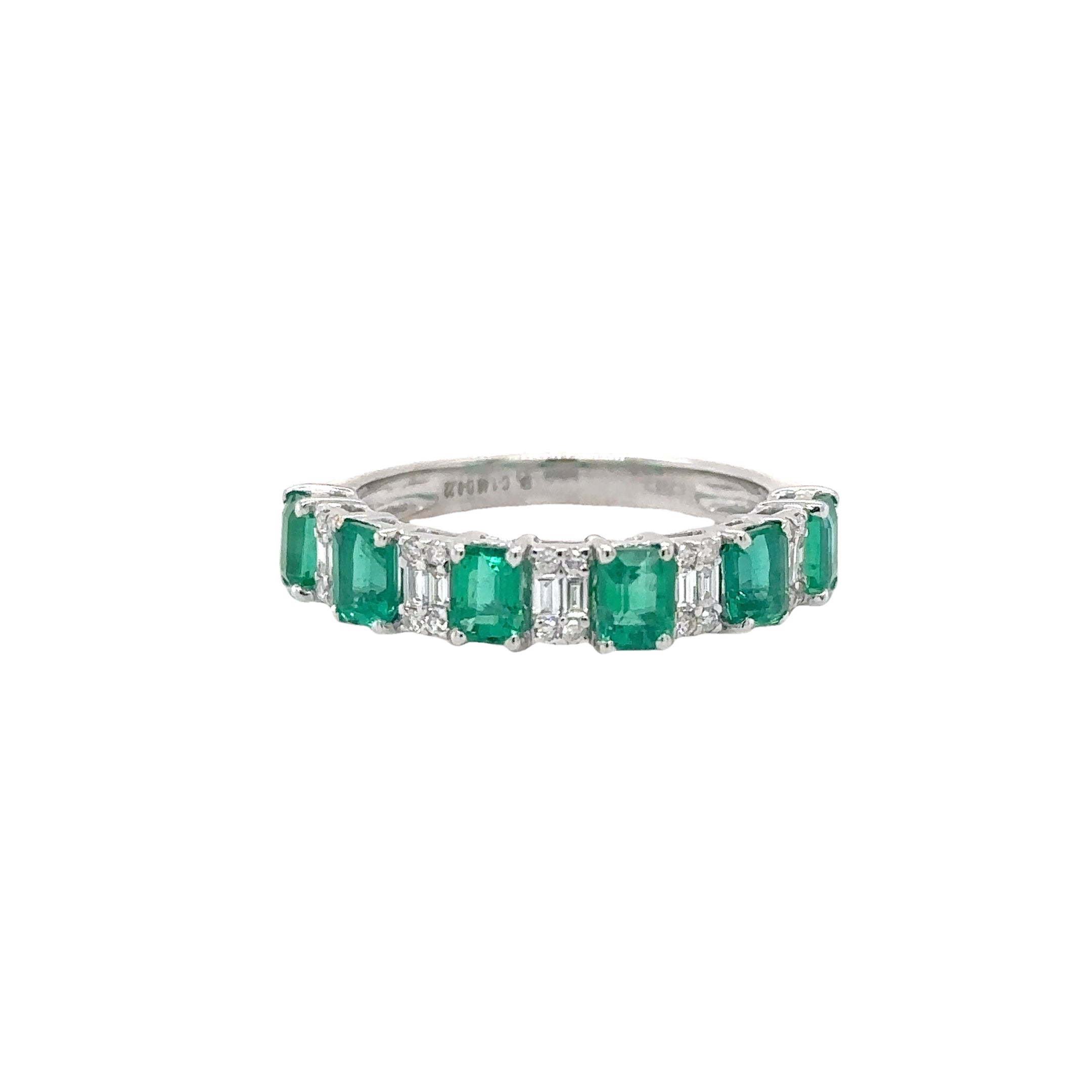 18K White Gold Emerald & Diamonds Ring 1.68 TCW