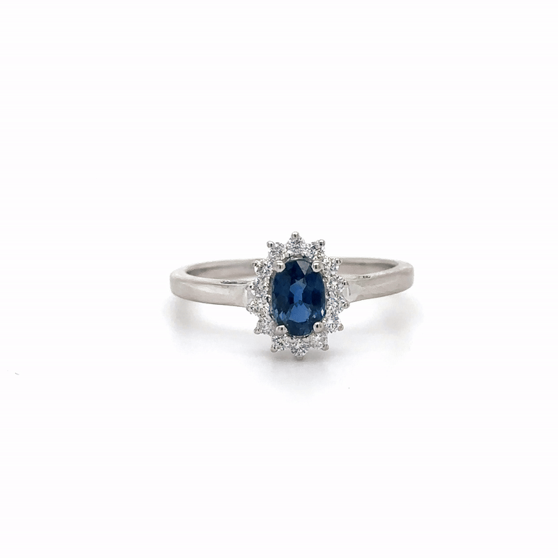 18K White Gold Sapphire & Diamonds Ring 0.95 TCW