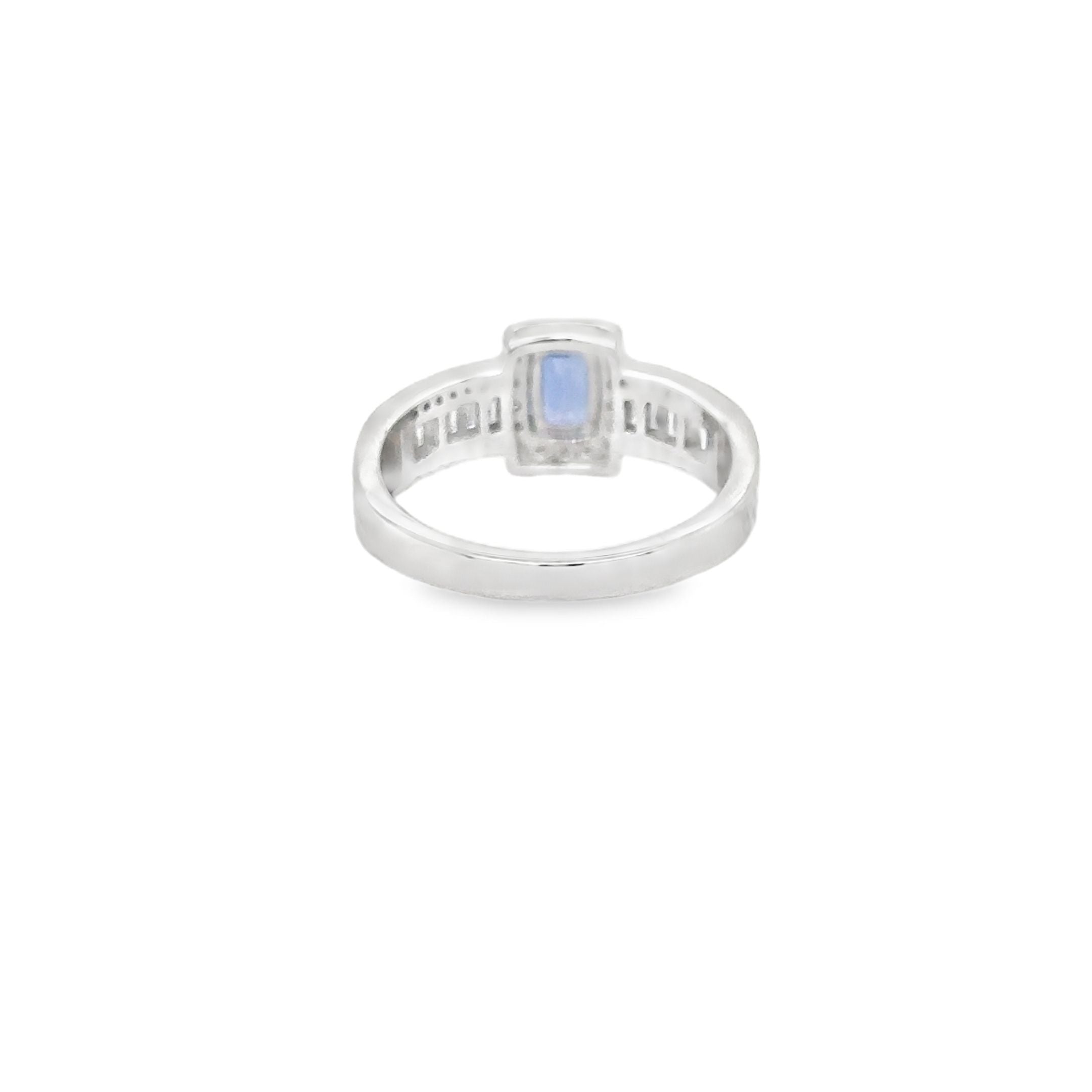 18K White Gold Sapphire & Diamonds Ring 1.32 TCW