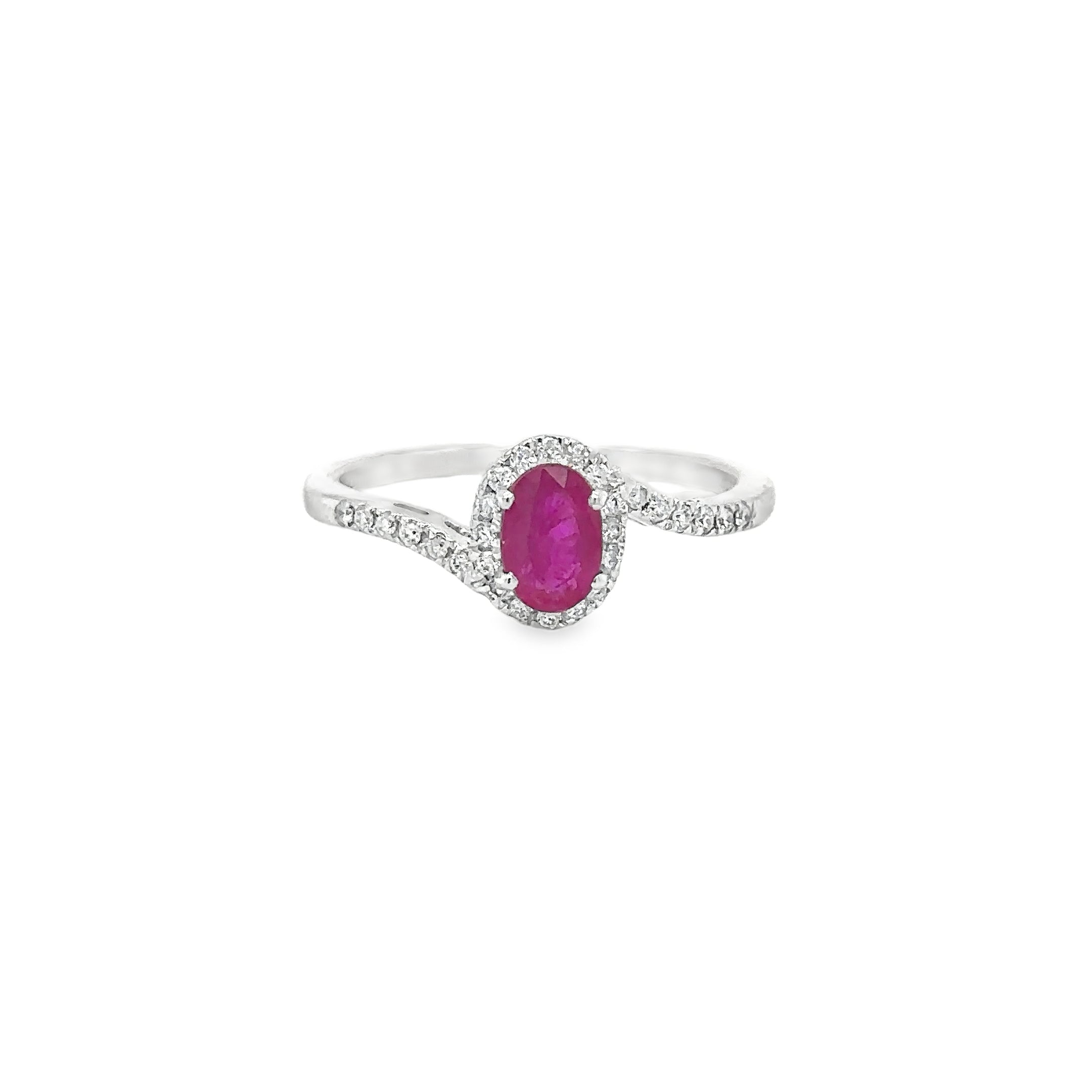 18K White Gold Ruby & Diamonds Ring 0.91 TCW