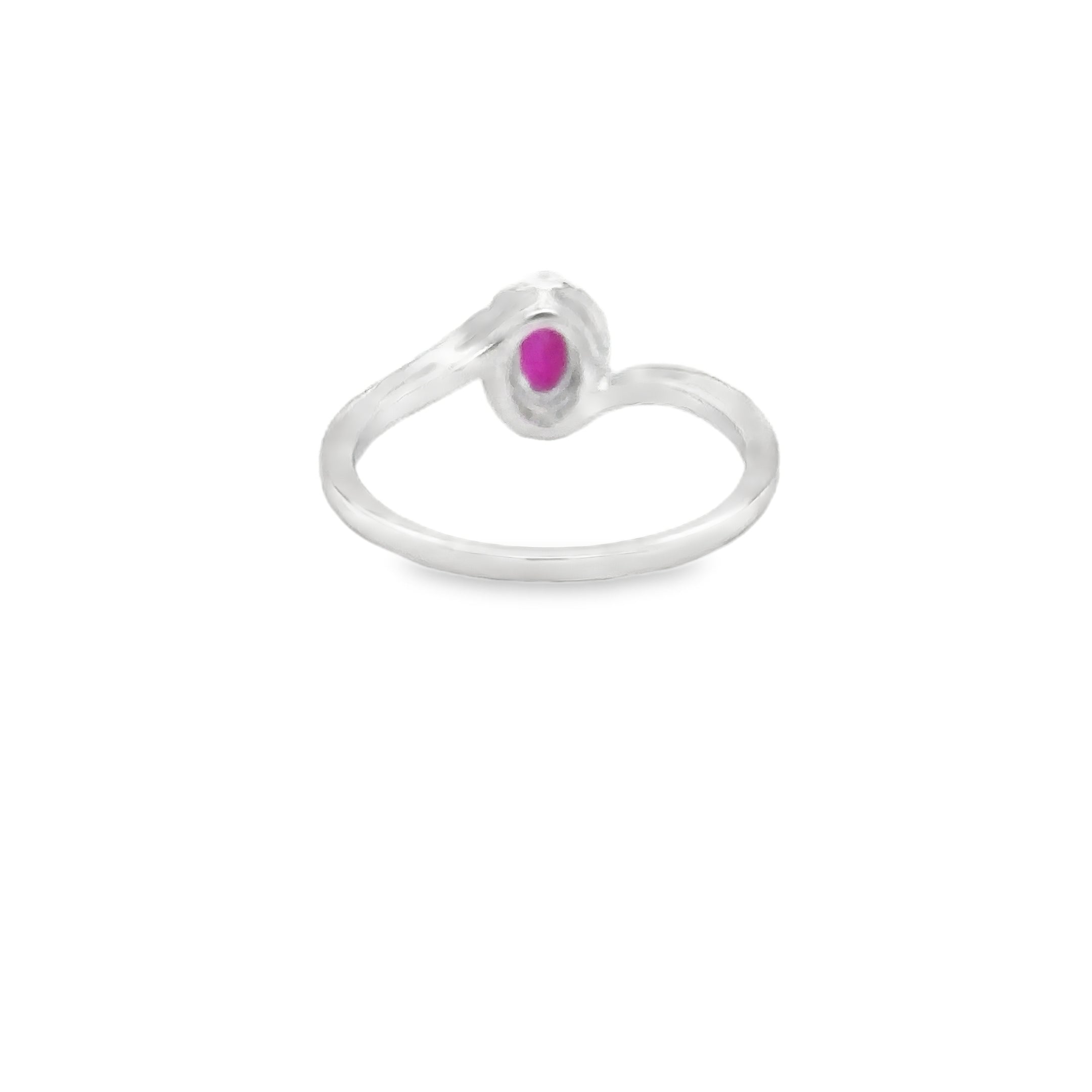 18K White Gold Ruby & Diamonds Ring 0.91 TCW