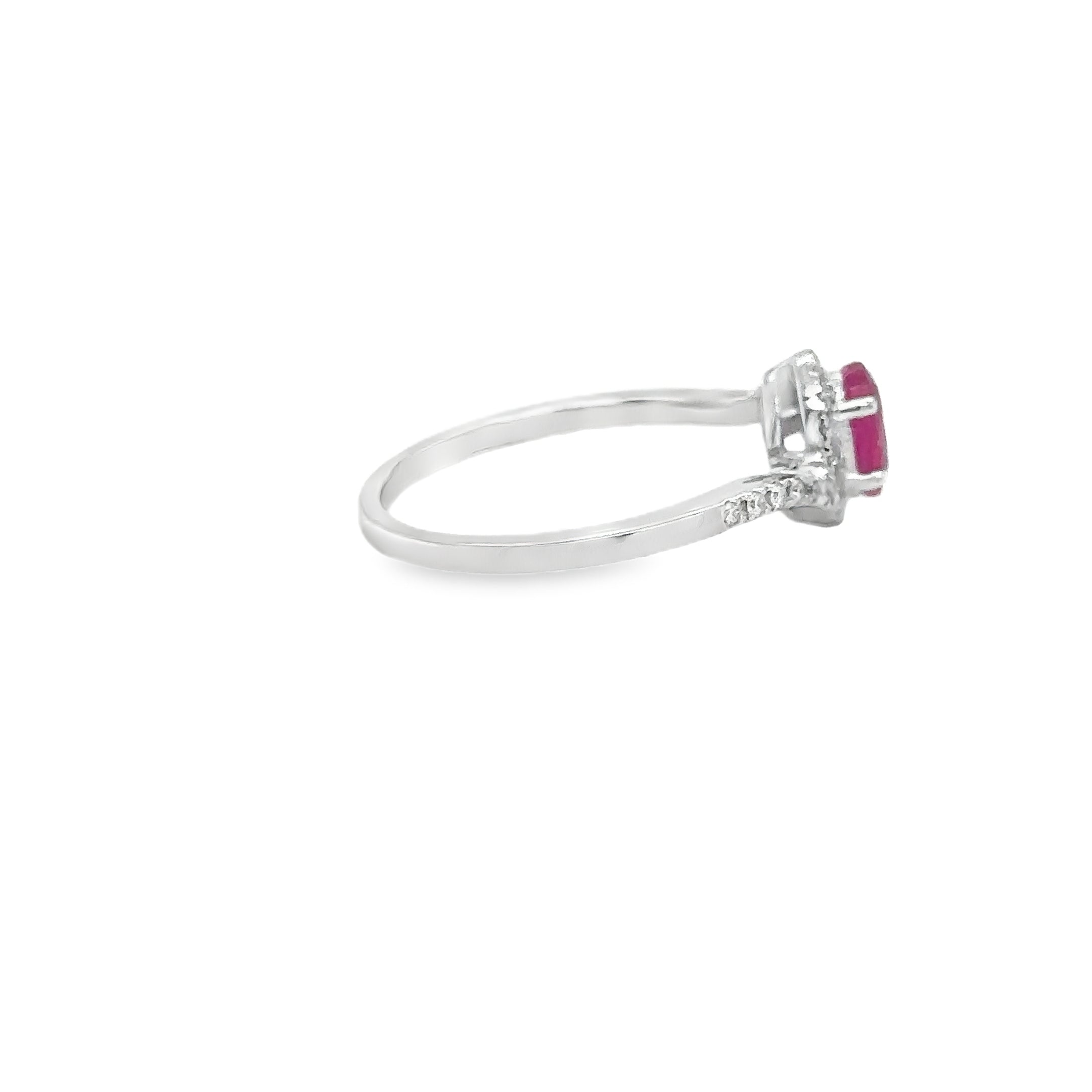 18K White Gold Ruby & Diamonds Ring 0.91 TCW