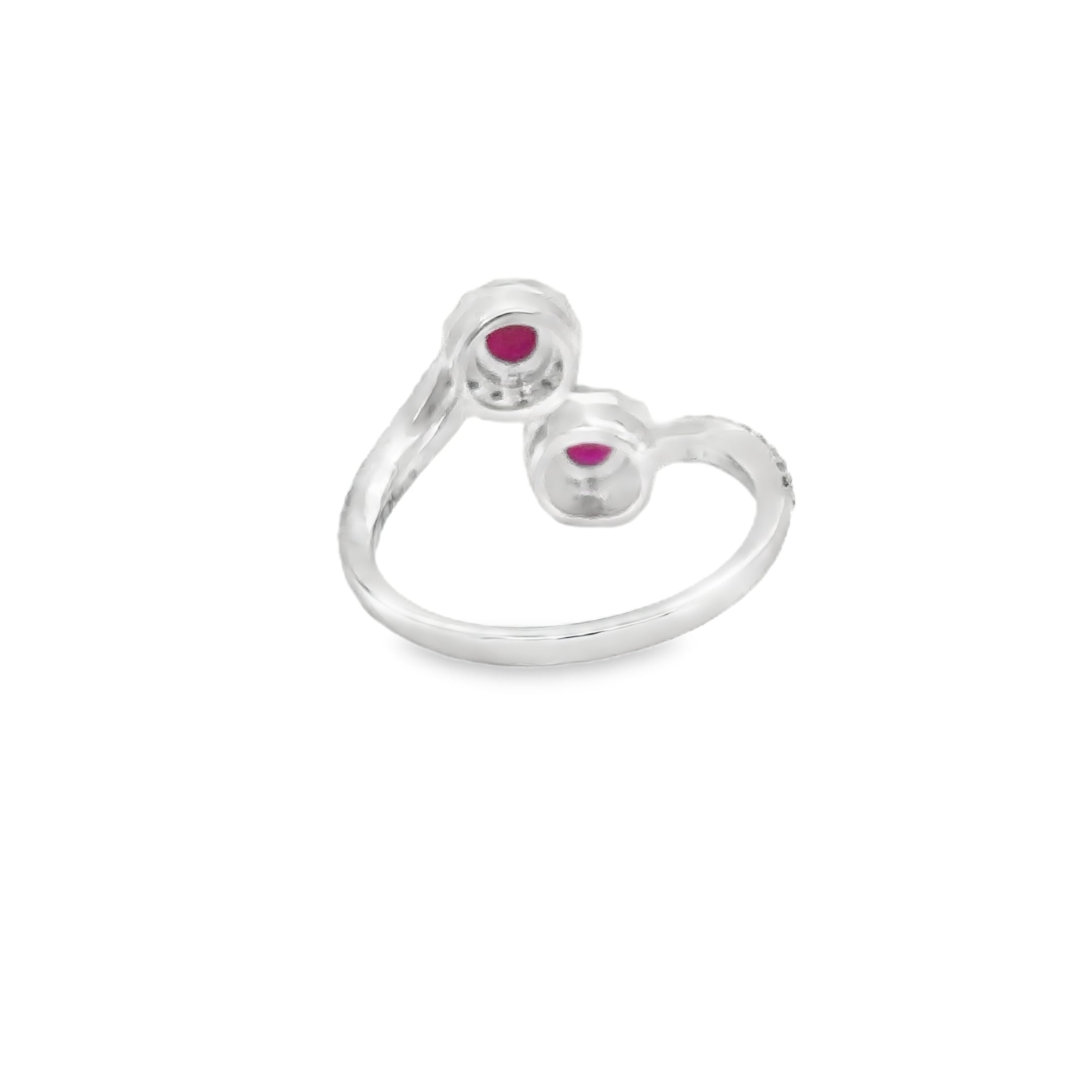 18K White Gold Ruby & Diamonds Ring 0.88 TCW