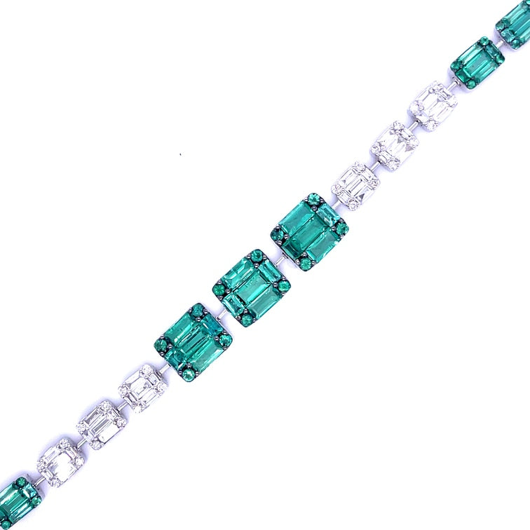 18K White Gold Emerald & Diamond Baguette Bracelet 6.15 TCW