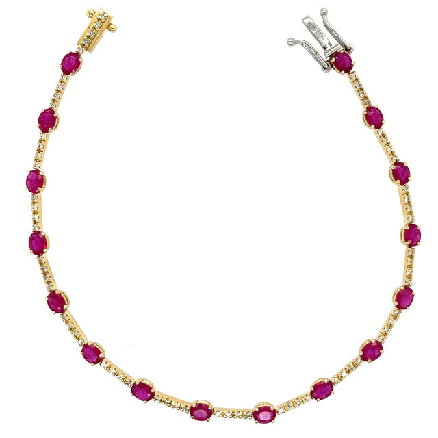 18K Yellow Gold Ruby & Diamonds Bracelet  3.43 TCW